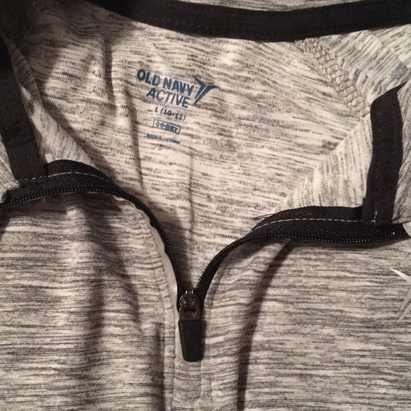 Active pullover - Picture 2 of 3